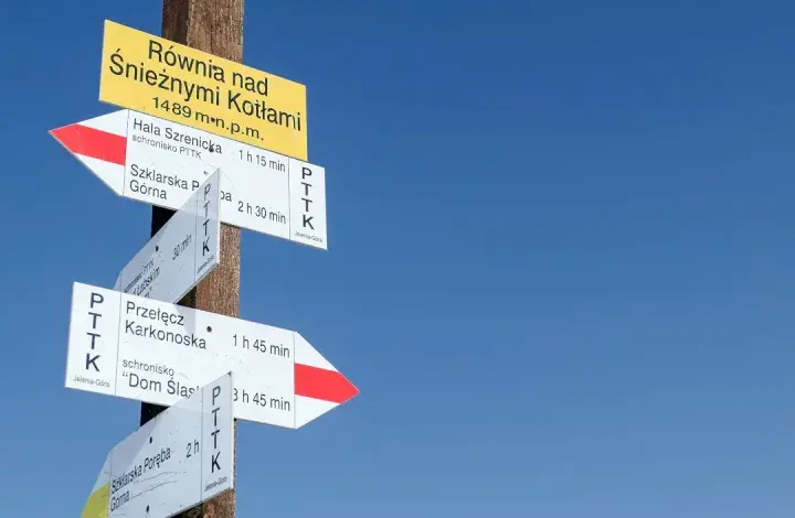 Co oznacza czerwony szlak w górach i dlaczego warto go poznać