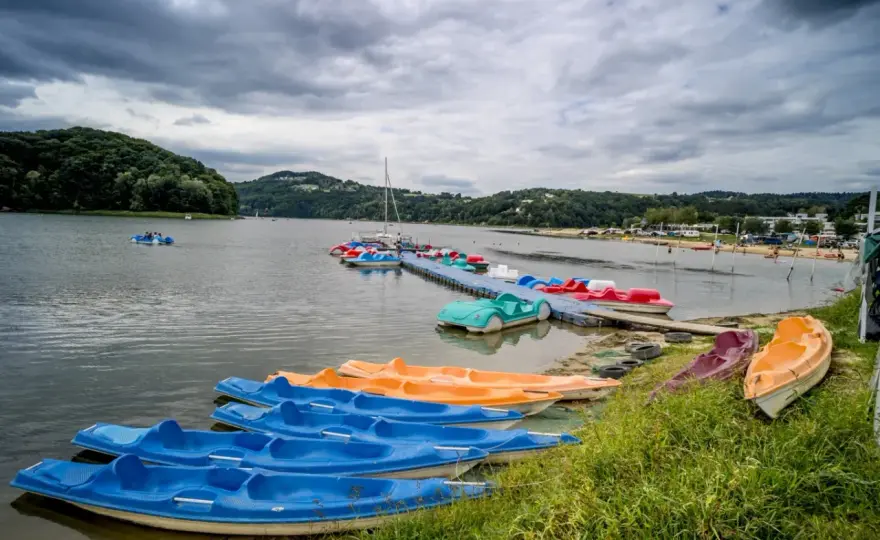 Jezioro Rożnowskie z dziećmi - plaże, rejsy i widoki