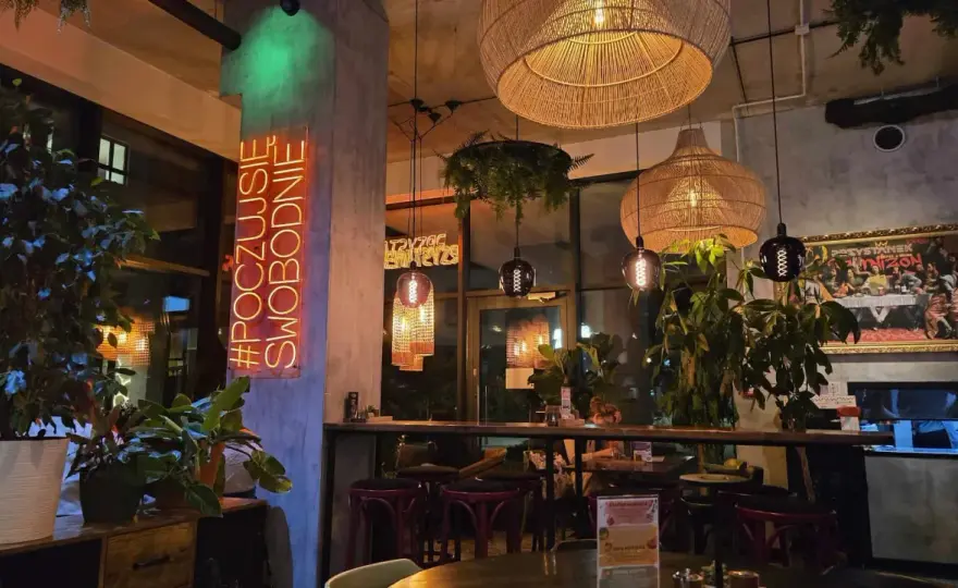 Restauracje w Garnizonie Gdańsk - gdzie zjeść z dziećmi i za ile