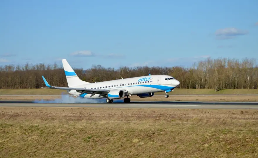 Bagaż Enter Air - limity, opłaty i zasady dla dzieci