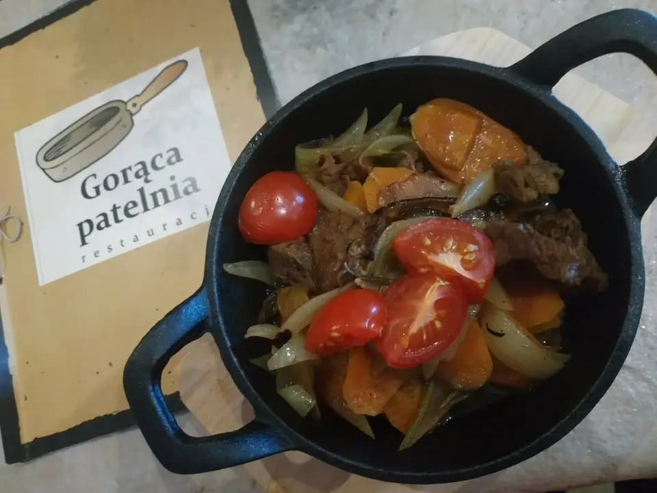 Kolorowe Patelnie w Krakowie - rodzinny obiad i praktyczne wskazówki